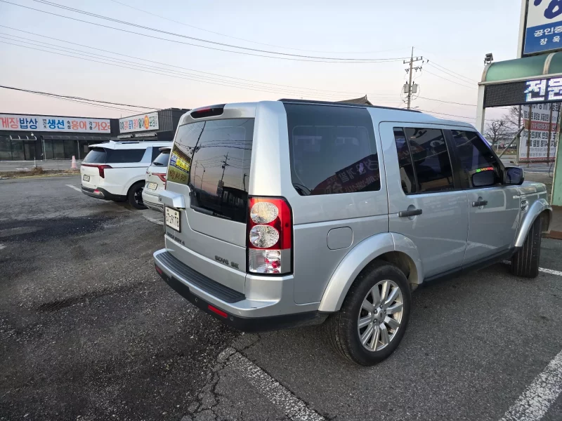 Land Rover DISCOVERY