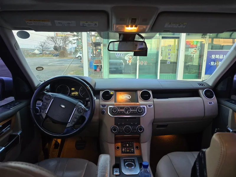 Land Rover DISCOVERY