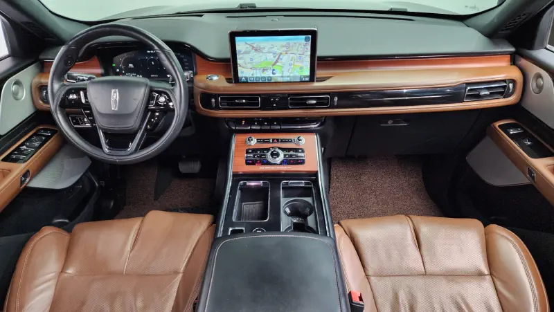 Lincoln Aviator