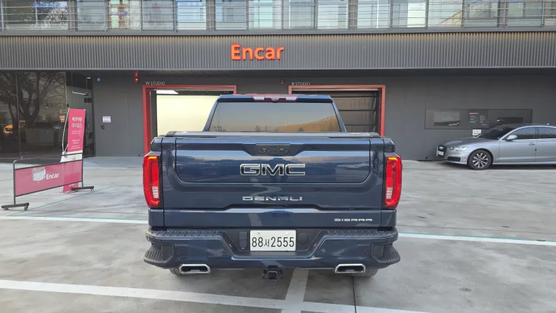 GMC SIERRA