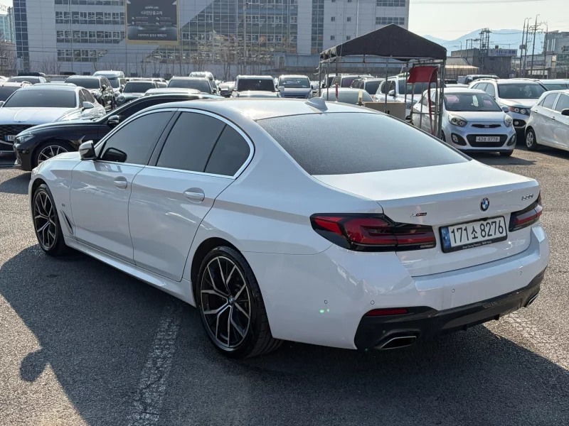BMW 5-Series