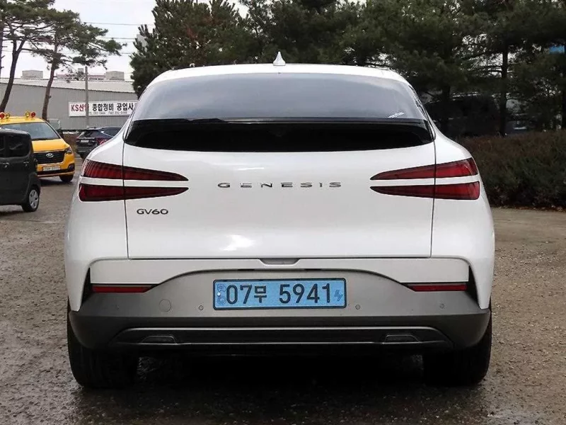 Genesis GV60