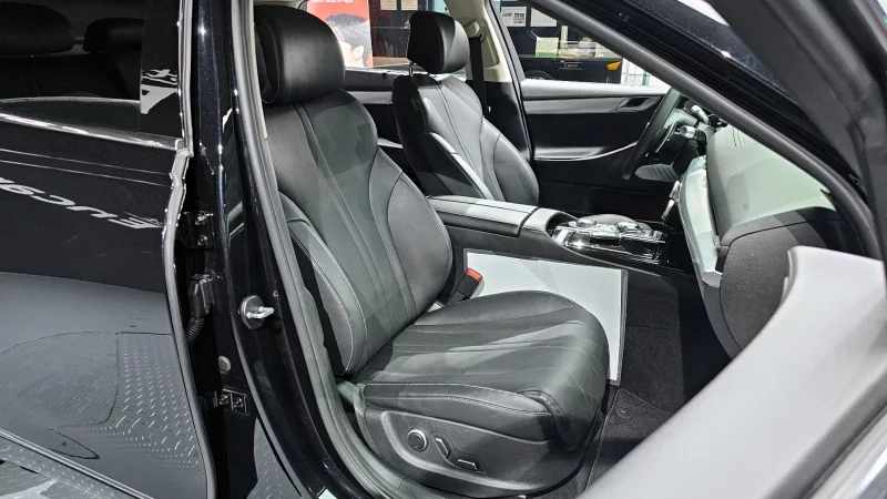 Genesis Electrified G80