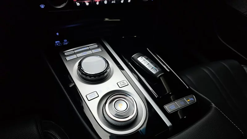 Genesis Electrified G80