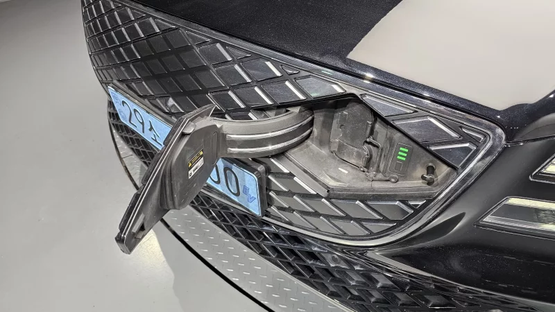 Genesis Electrified G80