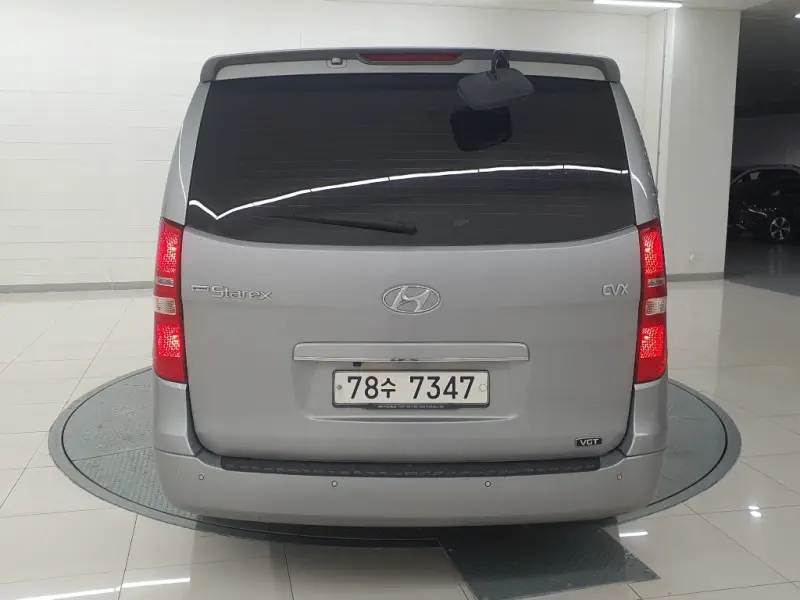 Hyundai Grand Starex