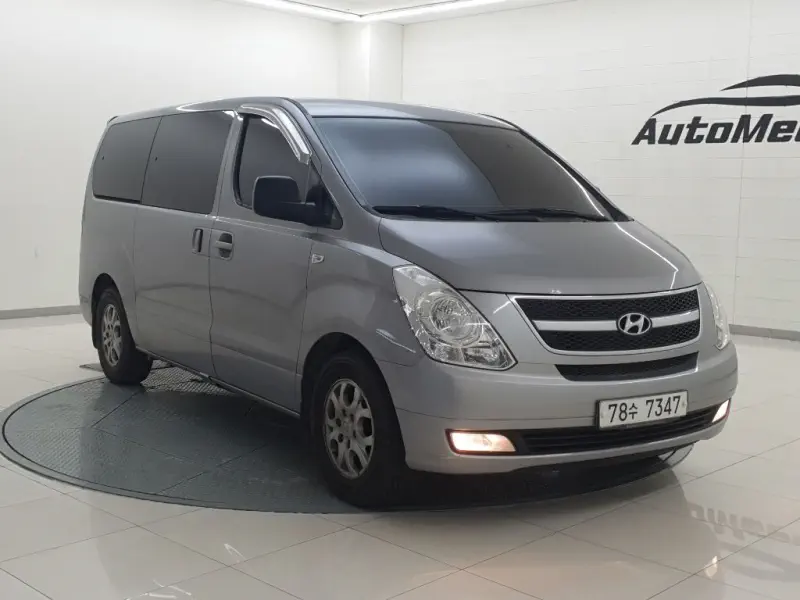 Hyundai Grand Starex