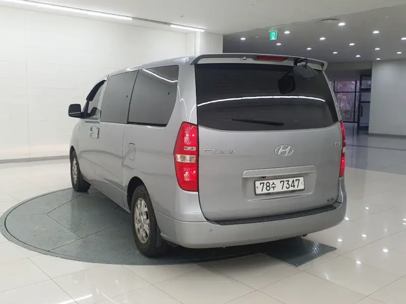 Hyundai Grand Starex