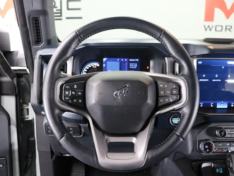 Ford Bronco