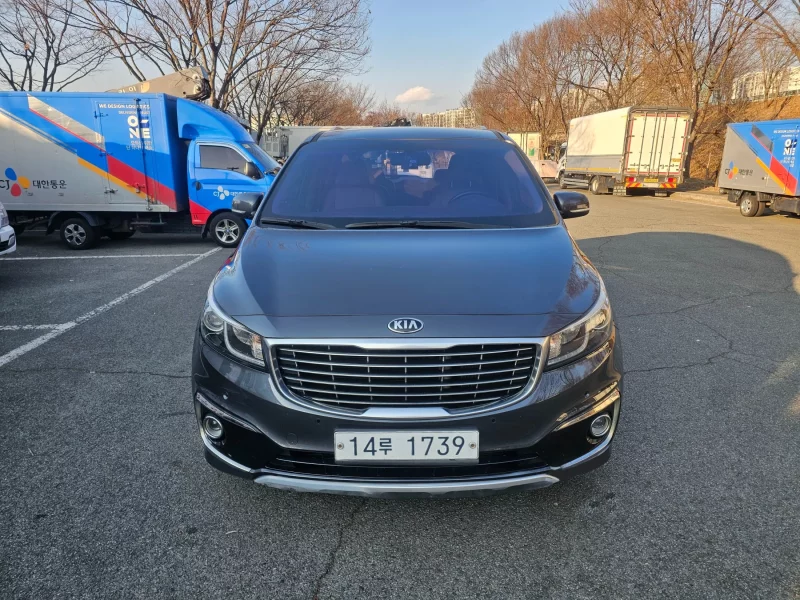 Kia Carnival