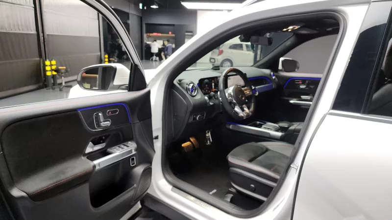 Mercedes-Benz GLB-Class