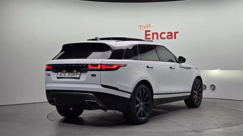 Land Rover RANGE ROVER VELAR