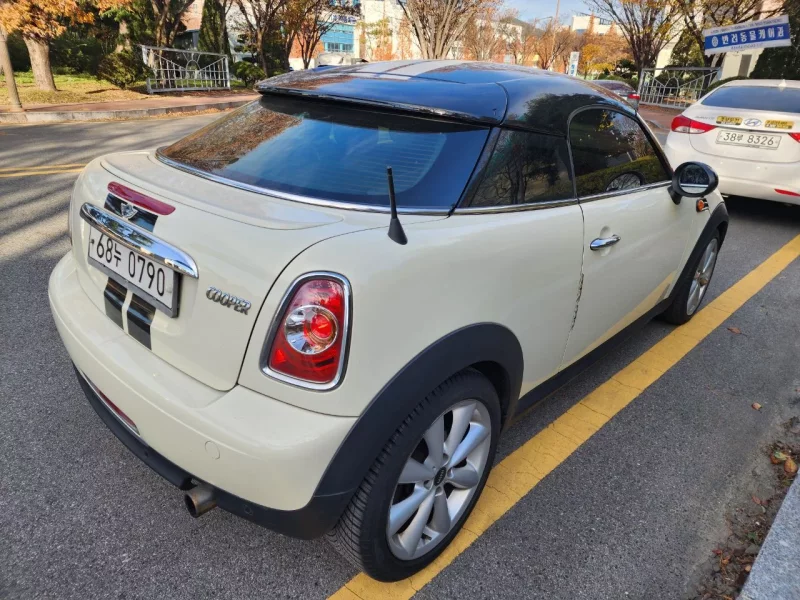 MINI Coupe