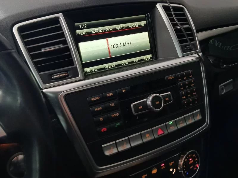 Mercedes-Benz M-class