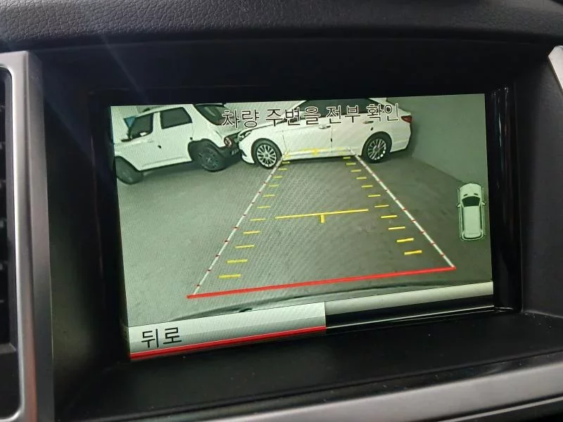 Mercedes-Benz M-class