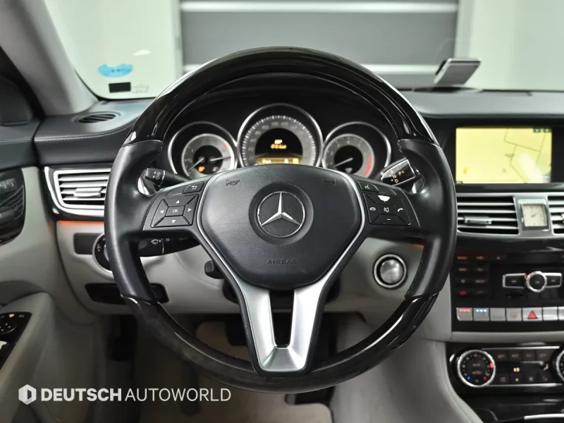 Mercedes-Benz CLS-Class