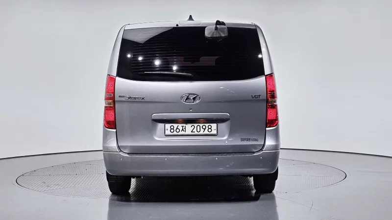 Hyundai Grand Starex