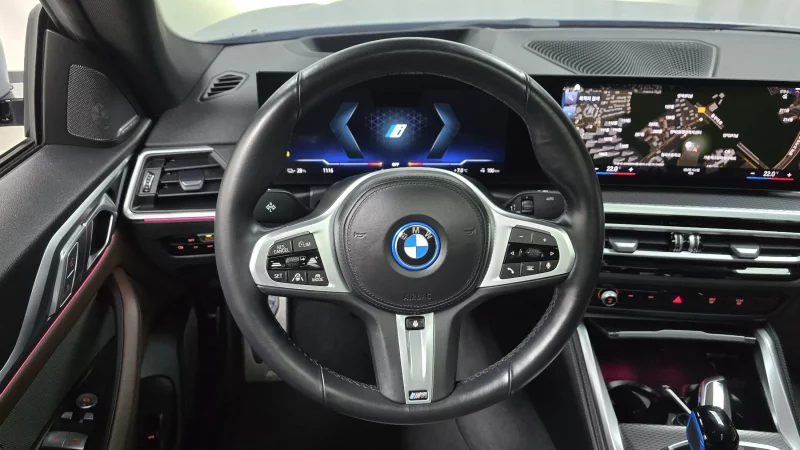 BMW i4