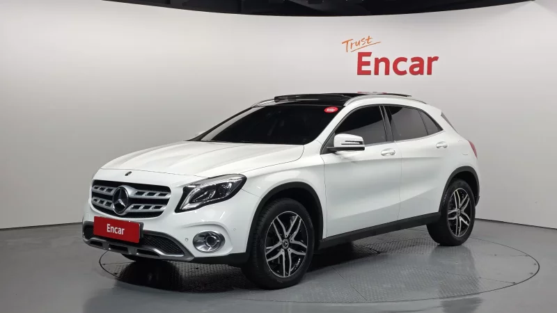 Mercedes-Benz GLA-Class