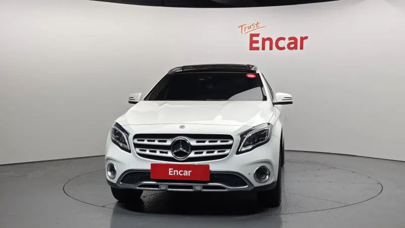 Mercedes-Benz GLA-Class