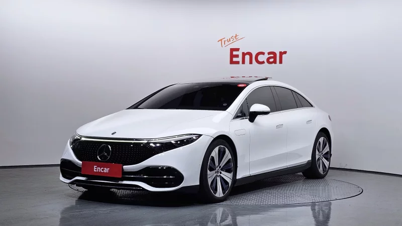 Mercedes-Benz EQS