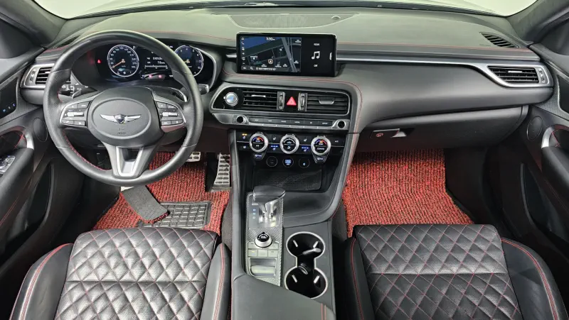 Genesis G70
