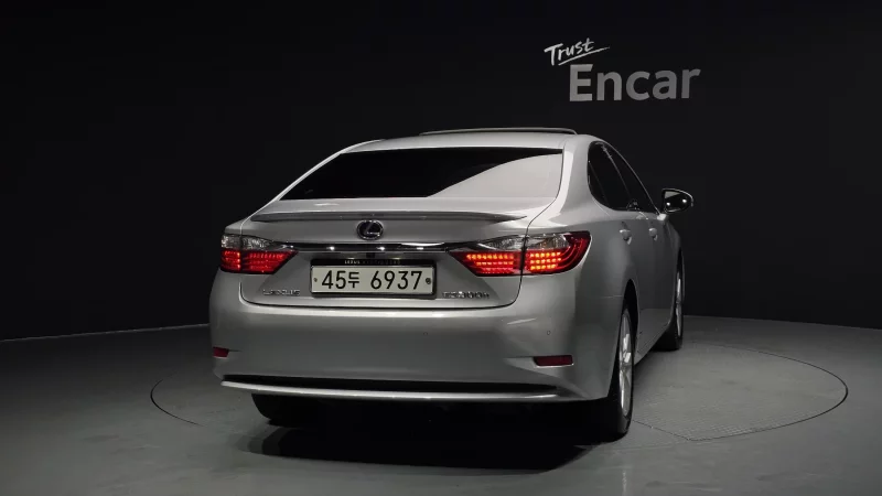 Lexus ES300h