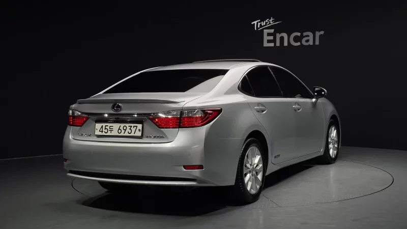 Lexus ES300h