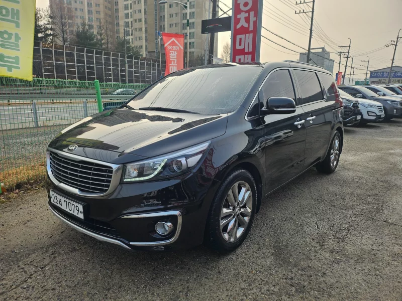 Kia Carnival
