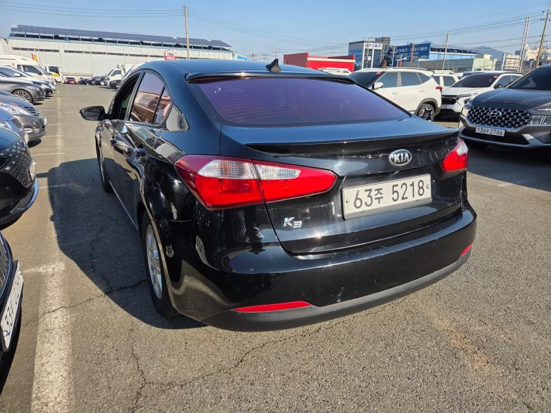 Kia K3