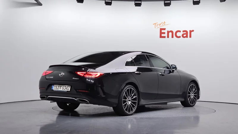 Mercedes-Benz CLS-Class