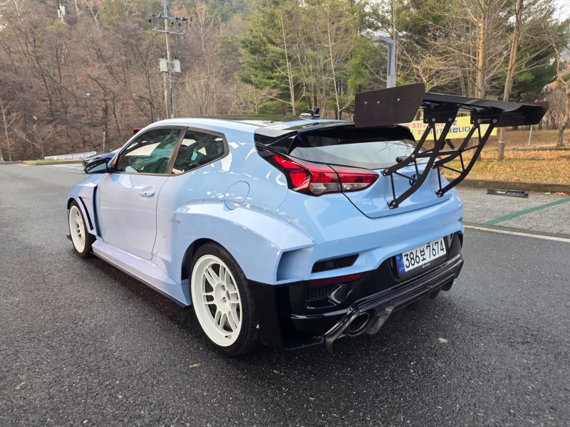 Hyundai Veloster