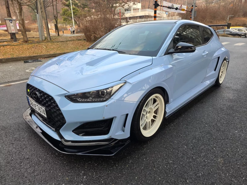 Hyundai Veloster