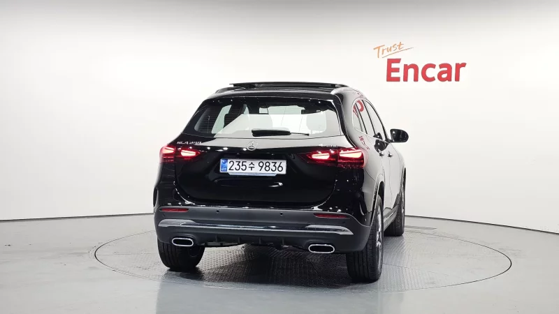 Mercedes-Benz GLA-Class