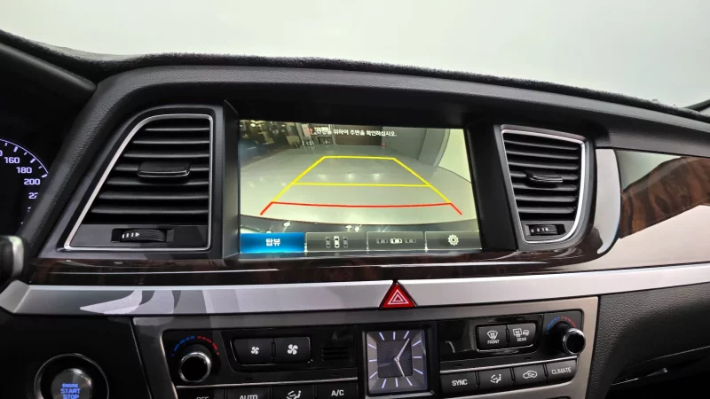 Hyundai Genesis