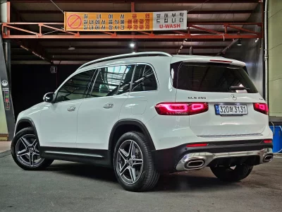 Mercedes-Benz GLB-Class