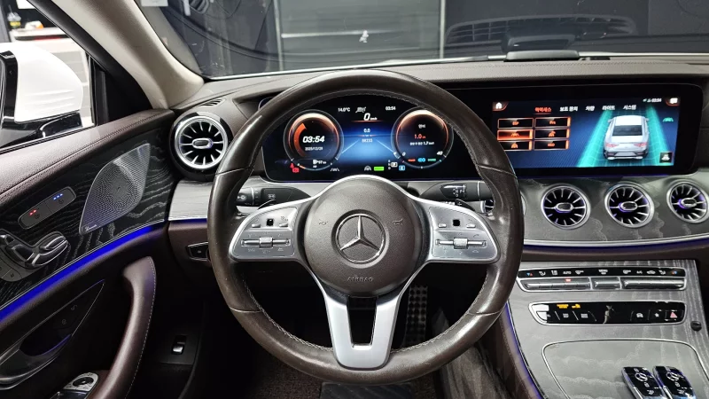 Mercedes-Benz CLS-Class
