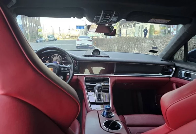 Porsche PANAMERA
