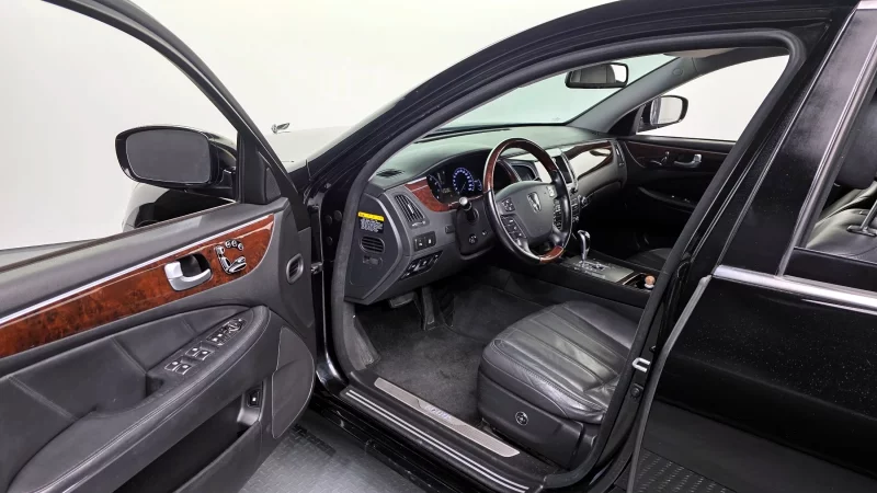Hyundai Equus