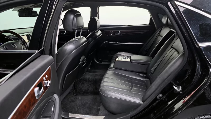Hyundai Equus