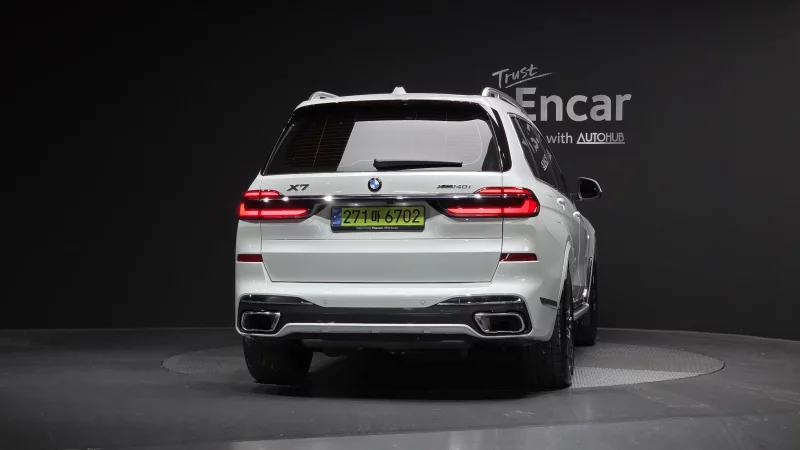 BMW X7