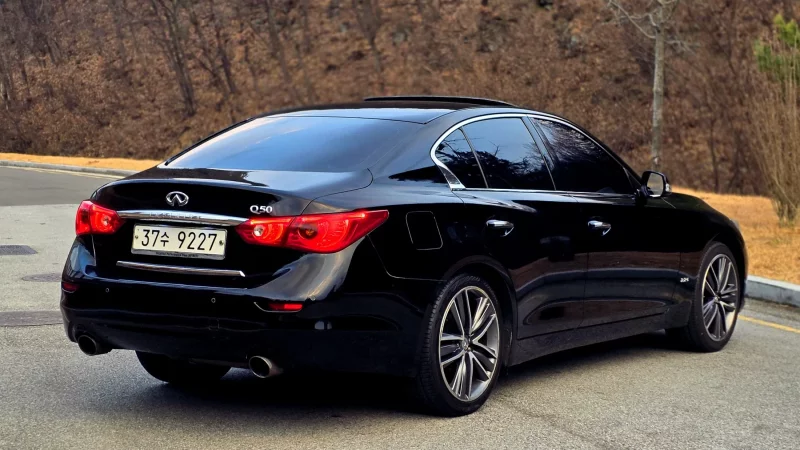 Infiniti Q50