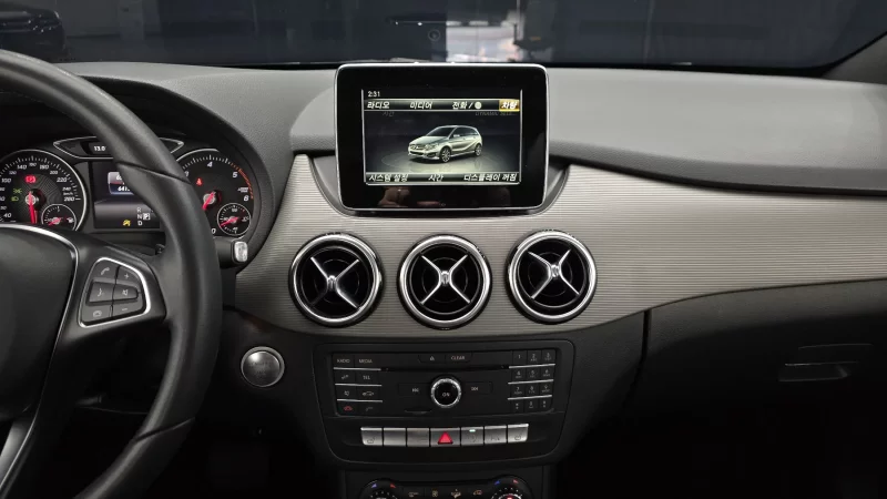 Mercedes-Benz B-Class