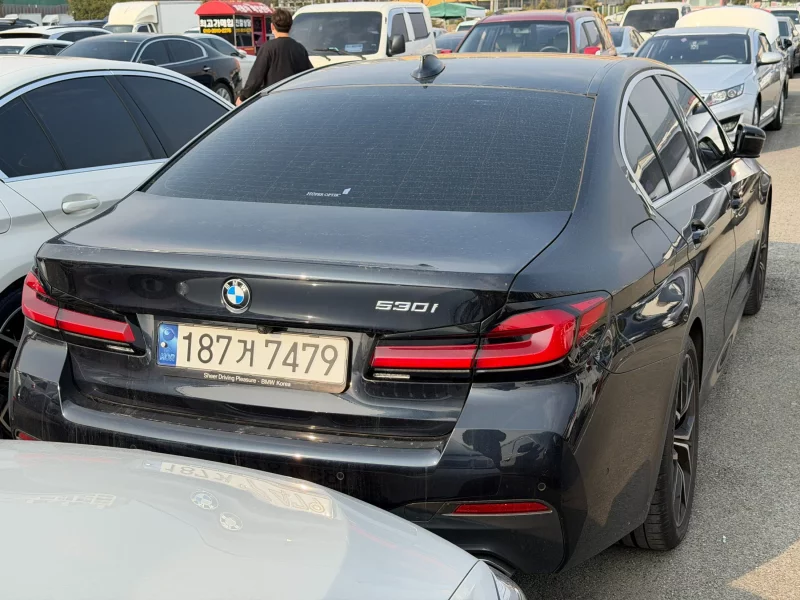 BMW 5-Series