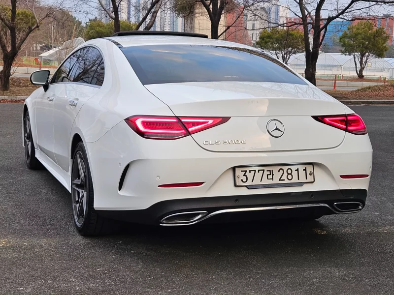 Mercedes-Benz CLS-Class