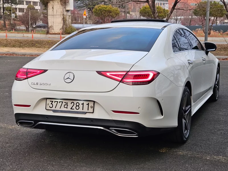 Mercedes-Benz CLS-Class