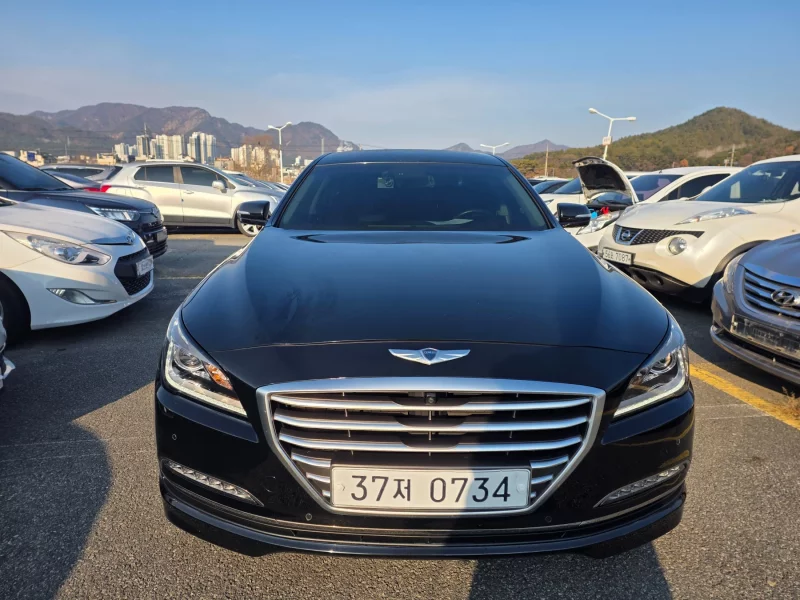 Hyundai Genesis