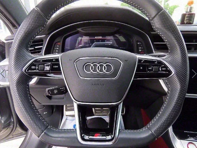 Audi S7