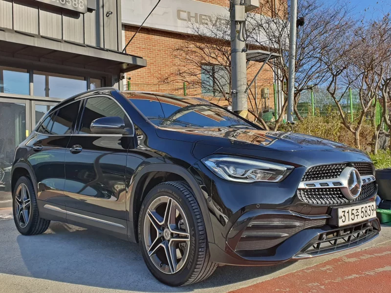 Mercedes-Benz GLA-Class