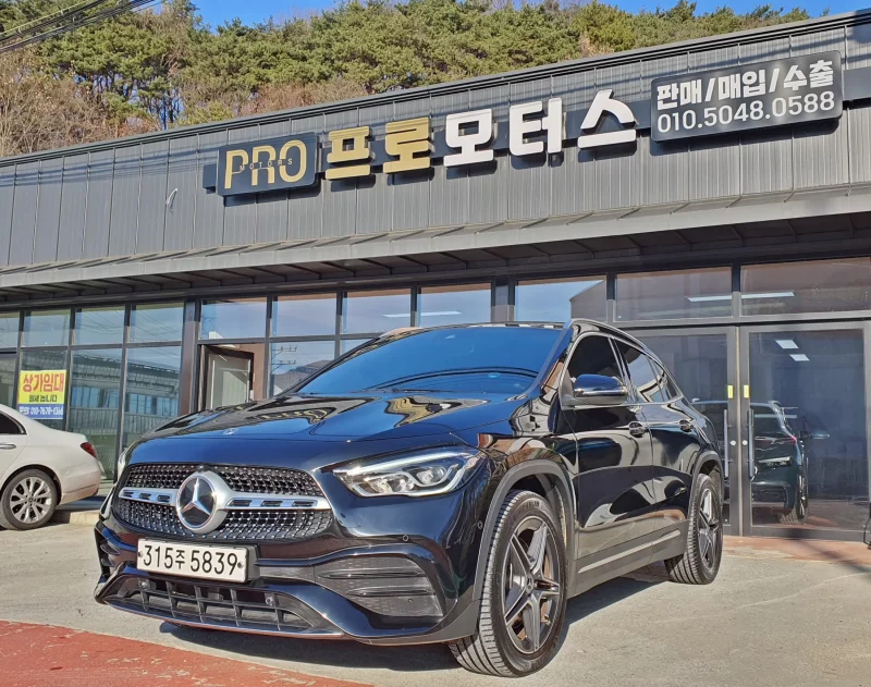 Mercedes-Benz GLA-Class